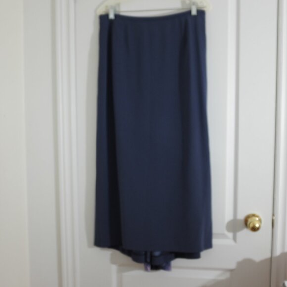 Obsessions Couture three pieces purple set with Rosette details made in Canada - Picture 9 of 16